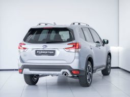 
										2024 Subaru Forester 2.0i-S ES CVT full									