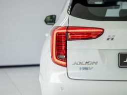 
										2024 Haval Jolion 1.5 Hybrid Super Luxury DHT full									