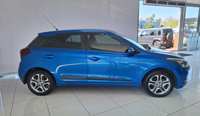 
								2018 Hyundai i20 1.4 Fluid auto full									