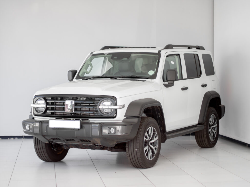 2025 GWM Tank 300 2.0T HEV 9HAT 4X4 Super Luxury